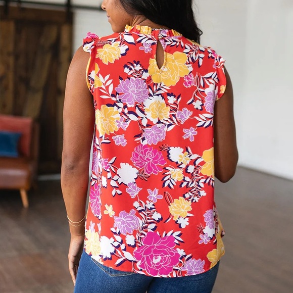 NEW Prep Obsessed Among The Flowers Floral Top - Picture 7 of 12